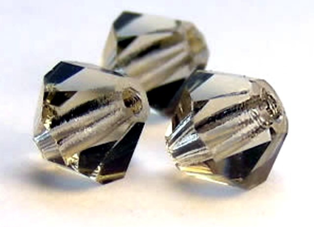 100 Stück Bicone Black Diamond